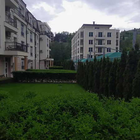 Royal Blue River Pearl