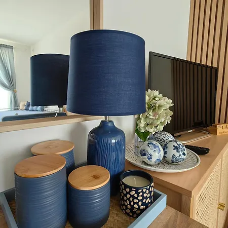 Апартамент Royal Blue River Pearl *