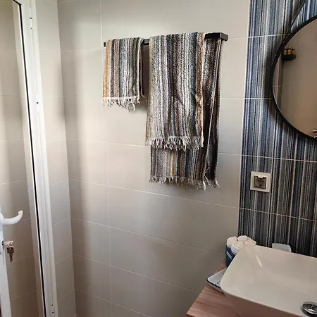 Royal Blue River Pearl * Sandanski